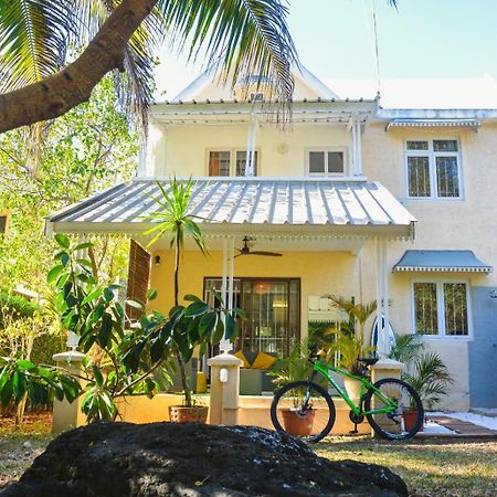 Wolmar Flic En Flac 3 Bedroom Beach Villa Bagian luar foto